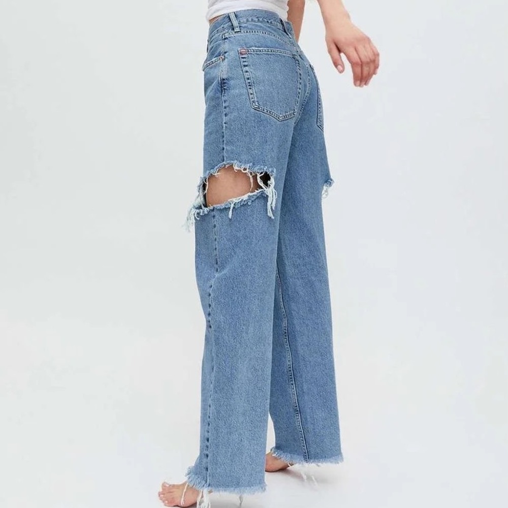 BDG Vintage Feel High-Waisted Baggy Jean